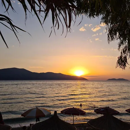 Perandori Apartments Vlore New Beach Exterior photo